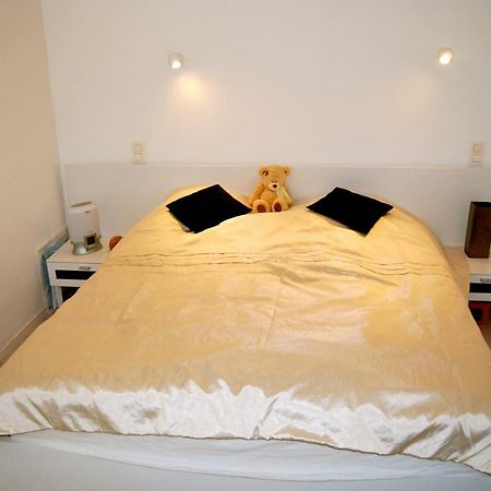Modern Apartment In Uccle - Brussels Exterior photo